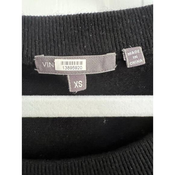 Vince Women's XS 100% Cashmere Sweater Black Slouchy Fit Crew Scoop Neck FLAWS - Picture 3 of 13